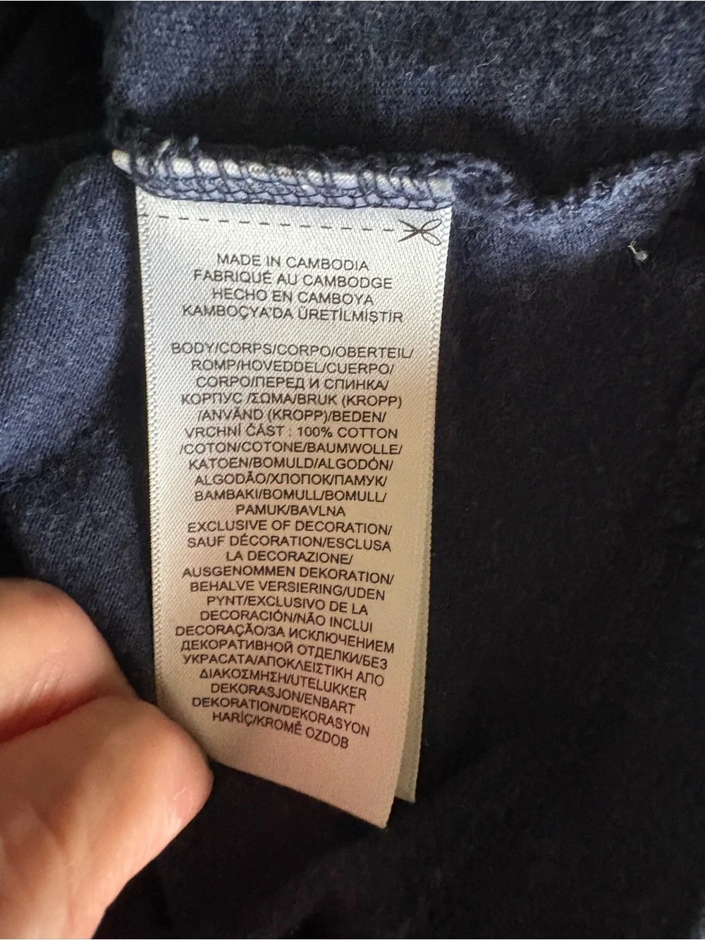 Polo by Ralph Lauren Men’s Navy Tee with  Logo Print. Size Small.